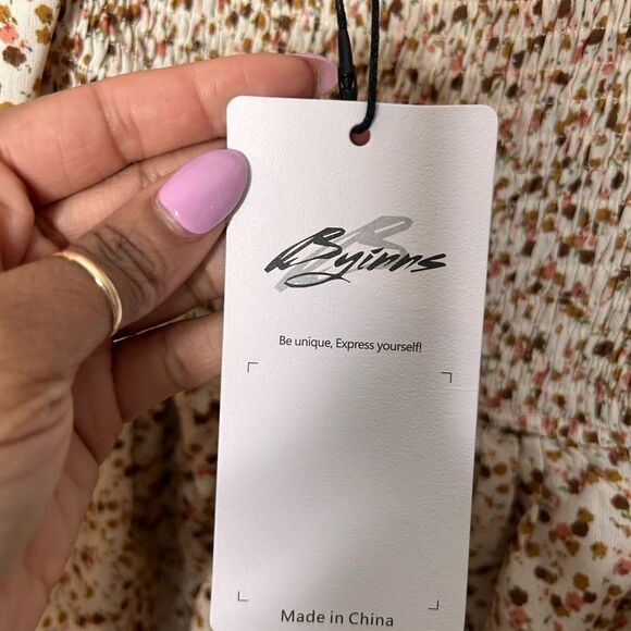 Byinns Floral Ruffle Tiered Square Neck Dress NWT - Picture 5 of 6